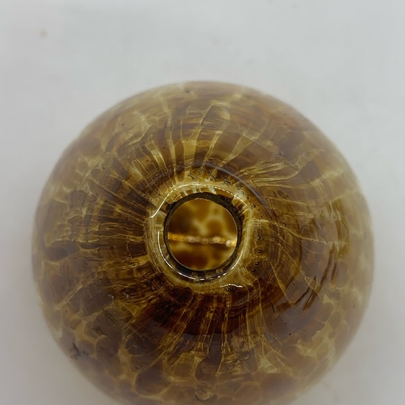 Hand blown Tortoise Shell Art Glass Vase - Picture 6 of 7
